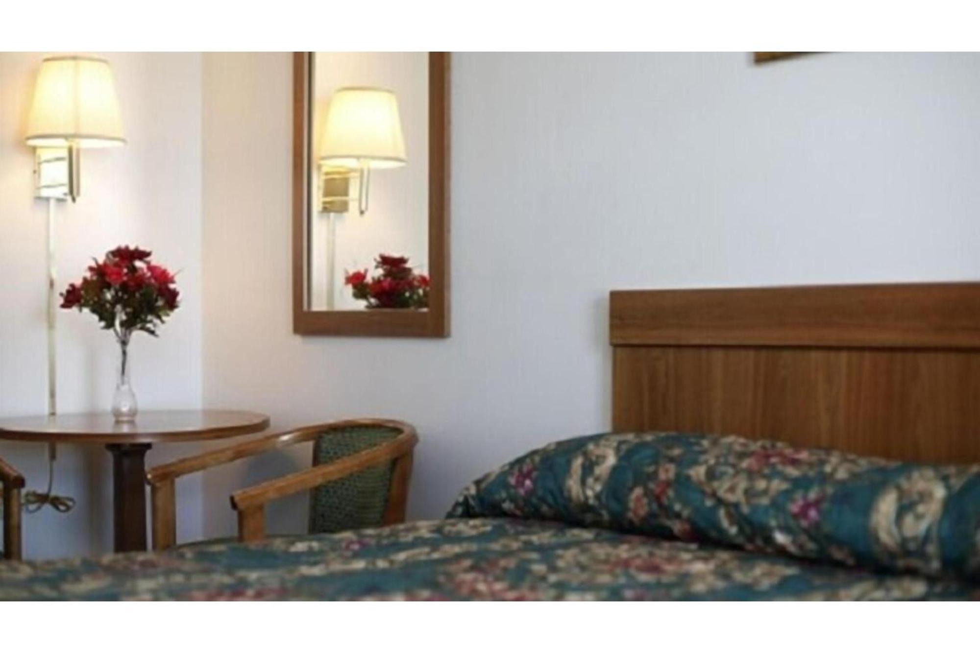 Oyo Travelier Motel 2* Macon