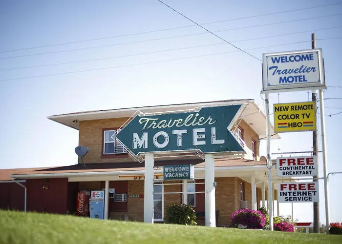 Oyo Travelier Motel